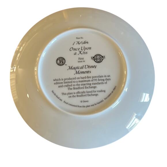 Vintage Disney Magical Moments Bradford Exchange First Issue Once Upon a Kiss - Picture 2 of 4